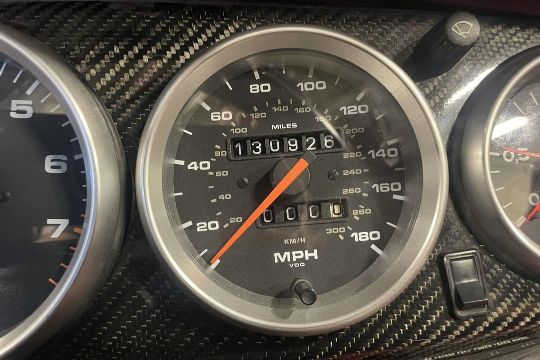 1984 Porsche 911 Carrera 3.2 - Image 16 of 18