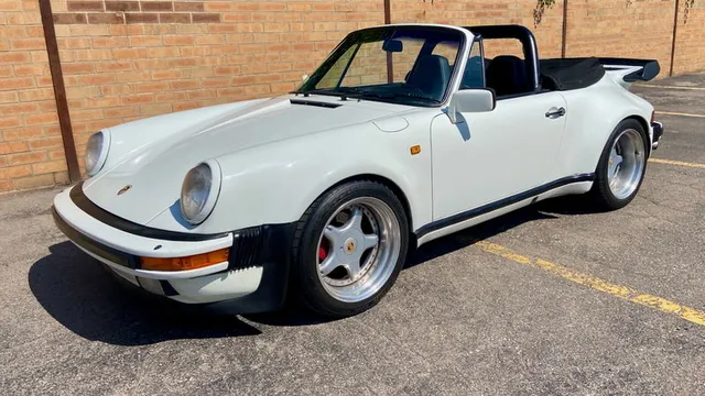 1984 Porsche 911 Carrera Cabriolet