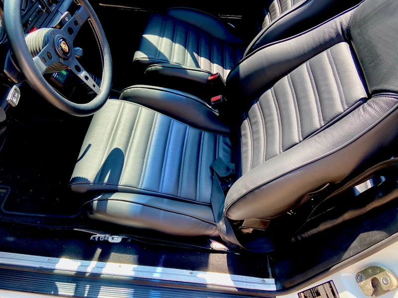 1984 Porsche 911 Carrera 3.2 - Image 6 of 10