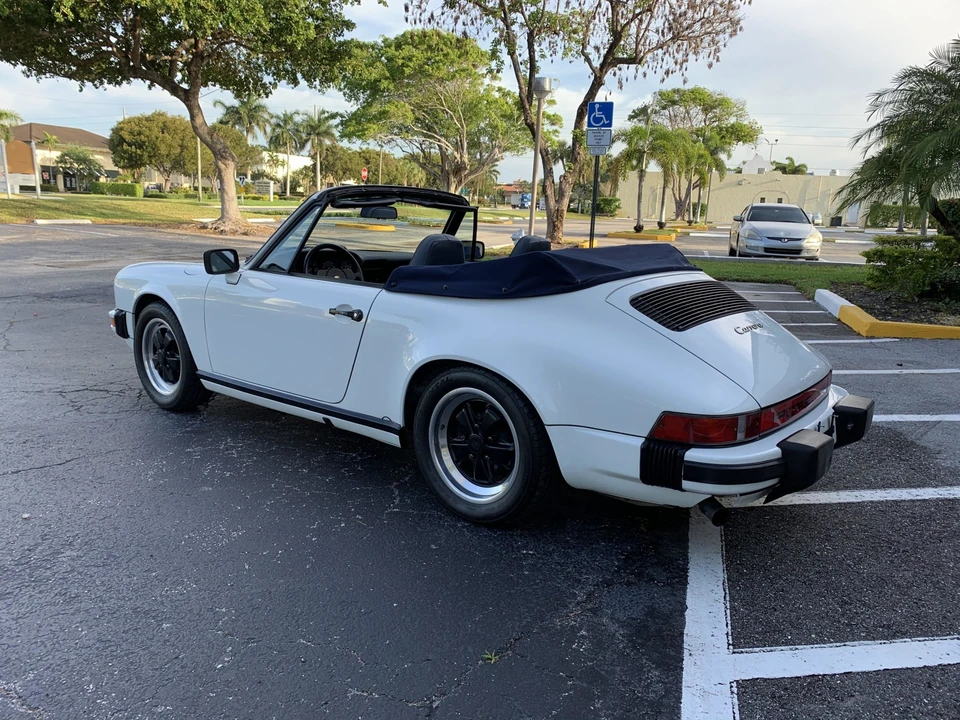 1984 Porsche 911 Carrera 3.2 - Image 11 of 31