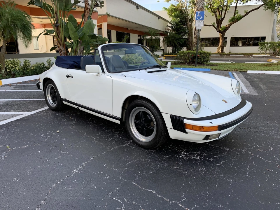 1984 Porsche 911 Carrera 3.2 - Image 27 of 31