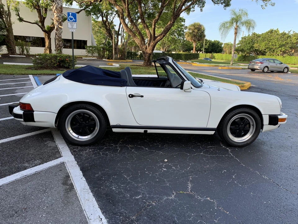 1984 Porsche 911 Carrera 3.2 - Image 23 of 31