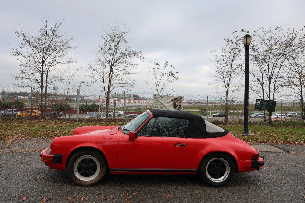 1984 Porsche 911 Carrera 3.2 - Image 4 of 10