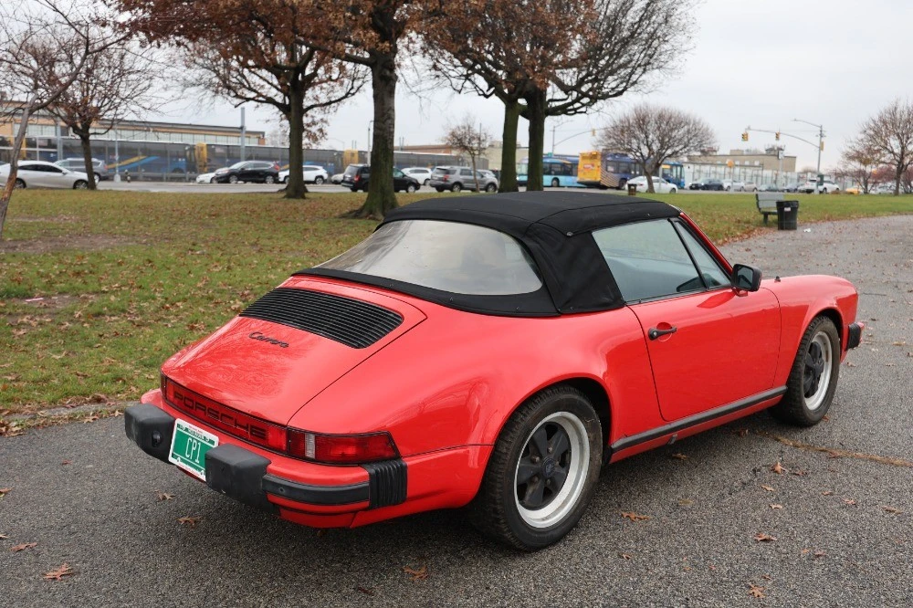 1984 Porsche 911 Carrera 3.2 - Image 7 of 10