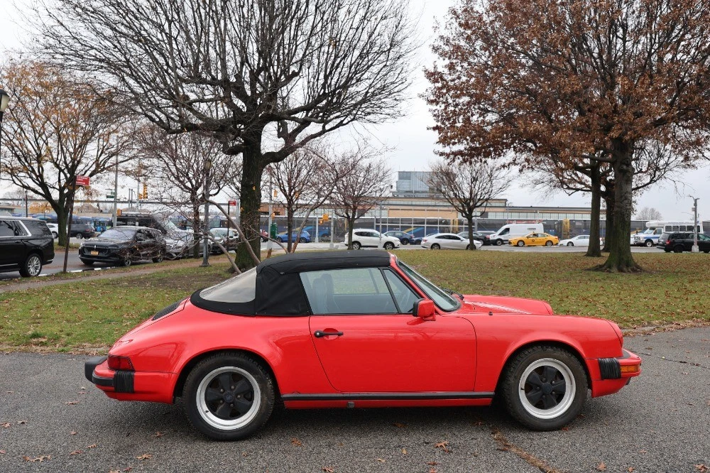 1984 Porsche 911 Carrera 3.2 - Image 3 of 10
