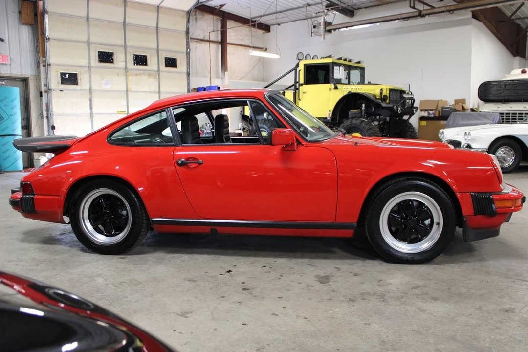 1984 Porsche 911 Carrera 3.2 - Image 7 of 12