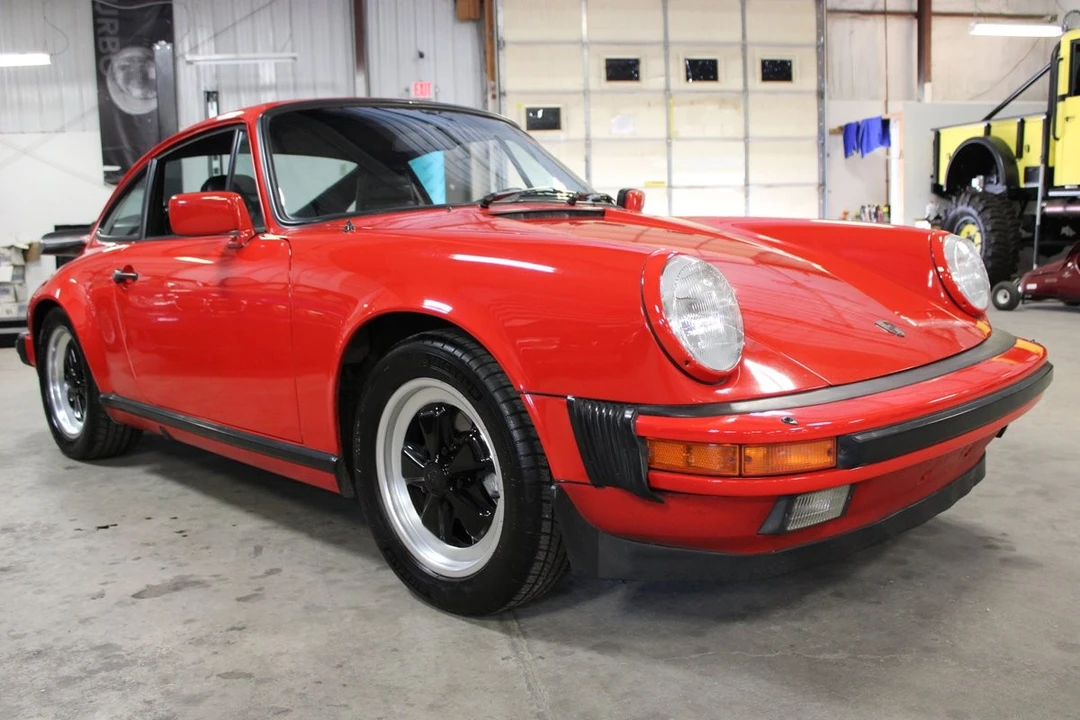 1984 Porsche 911 Carrera 3.2 - Image 8 of 12