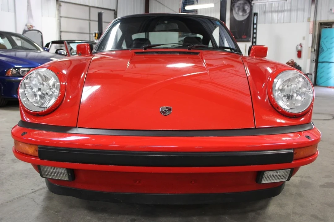 1984 Porsche 911 Carrera 3.2 - Image 9 of 12