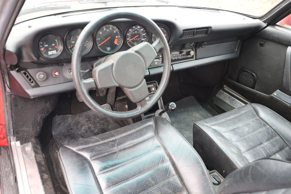 1984 Porsche 911 Carrera 3.2 - Image 9 of 10