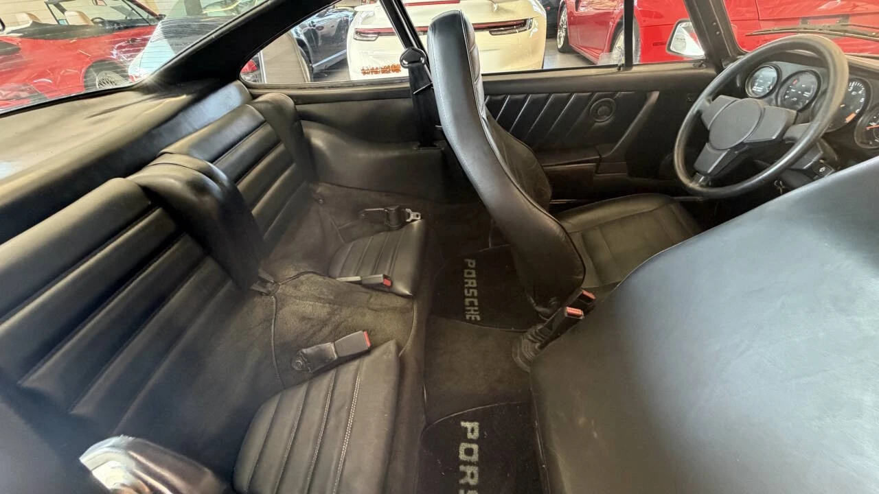 1984 Porsche 911 Carrera 3.2 - Image 28 of 31