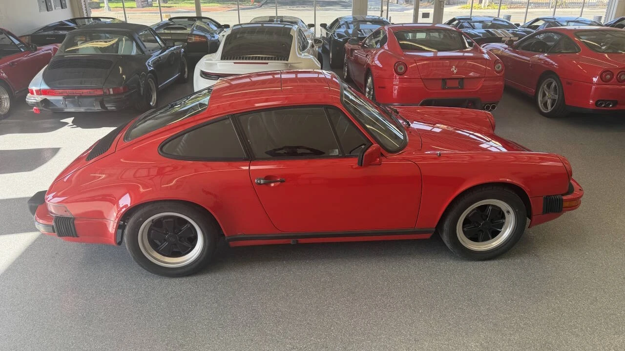 1984 Porsche 911 Carrera 3.2 - Image 16 of 31