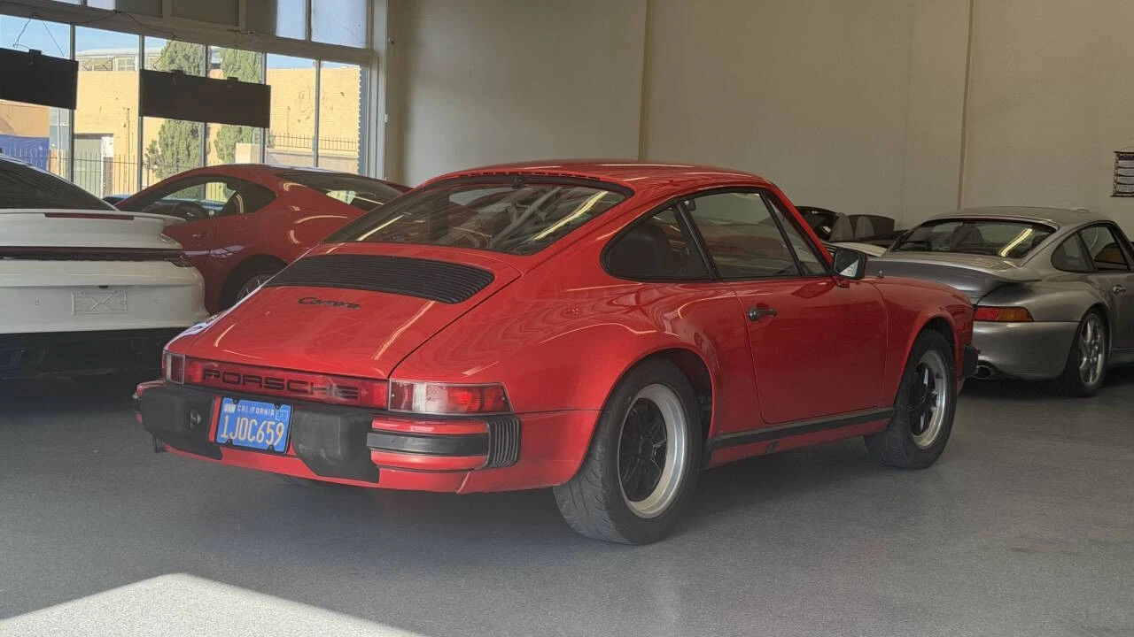 1984 Porsche 911 Carrera 3.2 - Image 10 of 31