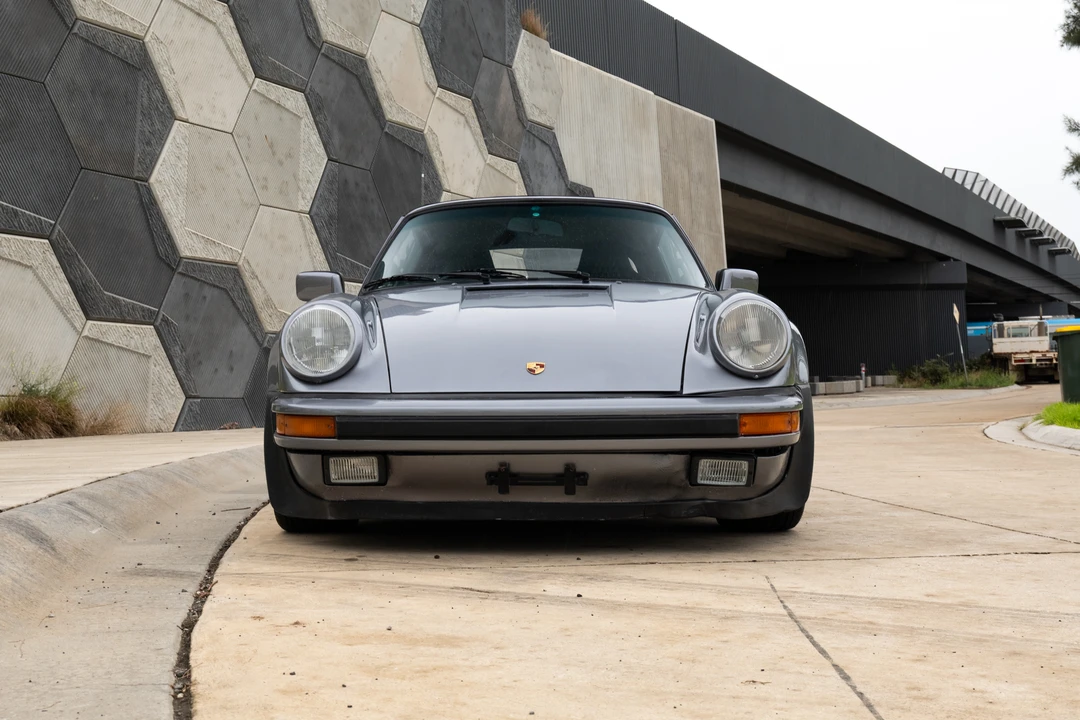 1984 Porsche 911 Carrera 3.2 - Image 2 of 31