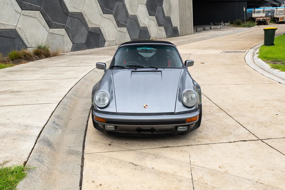 1984 Porsche 911 Carrera 3.2 - Image 9 of 31