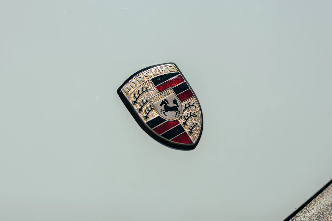 1984 Porsche 911 Carrera 3.2 - Image 24 of 31