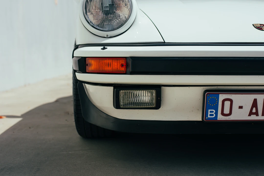 1984 Porsche 911 Carrera 3.2 - Image 27 of 31
