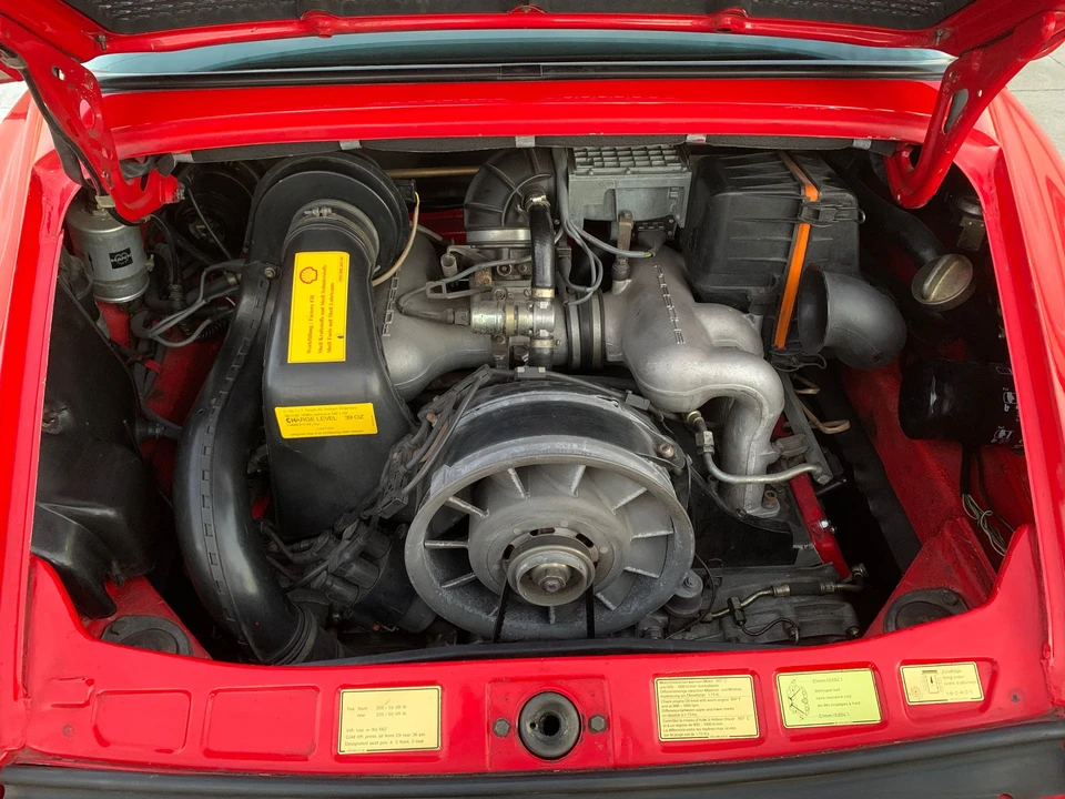 1984 Porsche 911 Carrera 3.2 - Image 5 of 13