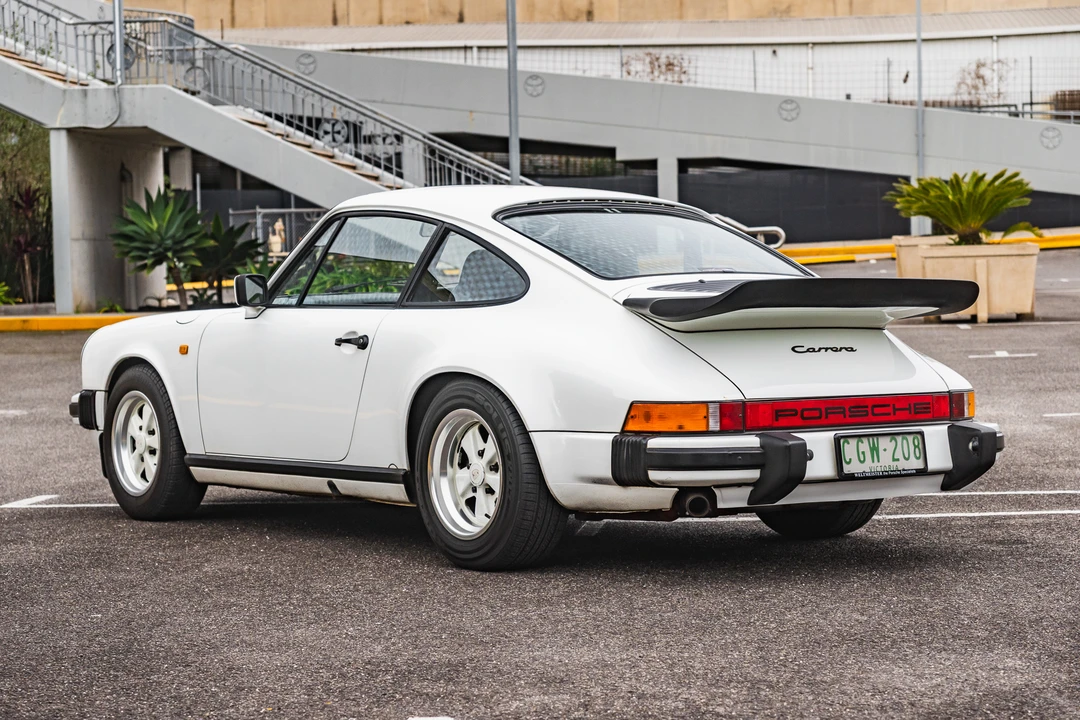 1984 Porsche 911 Carrera 3.2 - Image 5 of 31