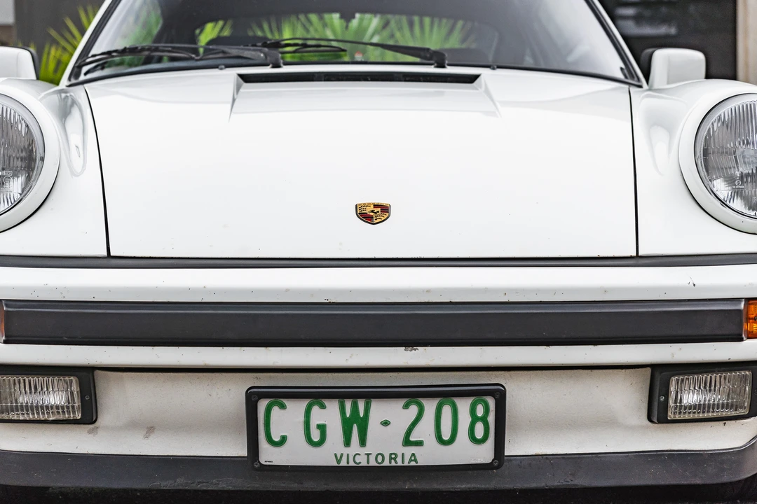 1984 Porsche 911 Carrera 3.2 - Image 13 of 31