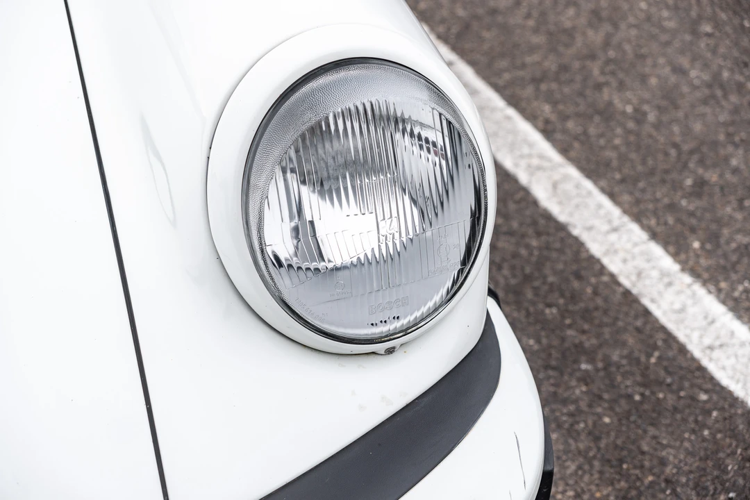 1984 Porsche 911 Carrera 3.2 - Image 16 of 31
