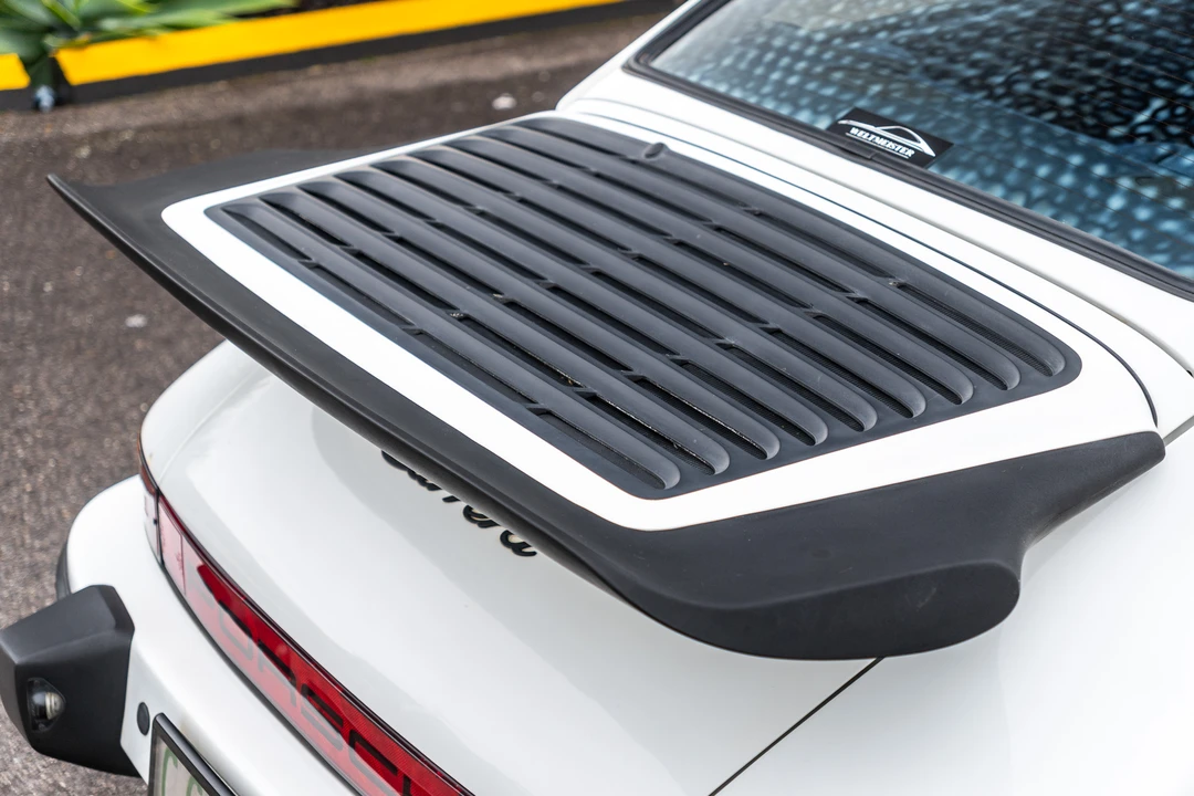 1984 Porsche 911 Carrera 3.2 - Image 24 of 31