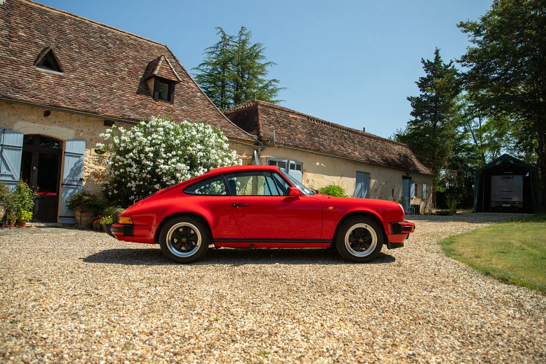 1984 Porsche 911 Carrera 3.2 - Image 7 of 31