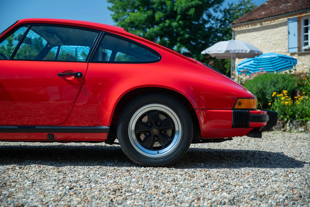 1984 Porsche 911 Carrera 3.2 - Image 27 of 31