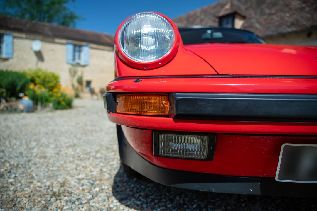 1984 Porsche 911 Carrera 3.2 - Image 28 of 31