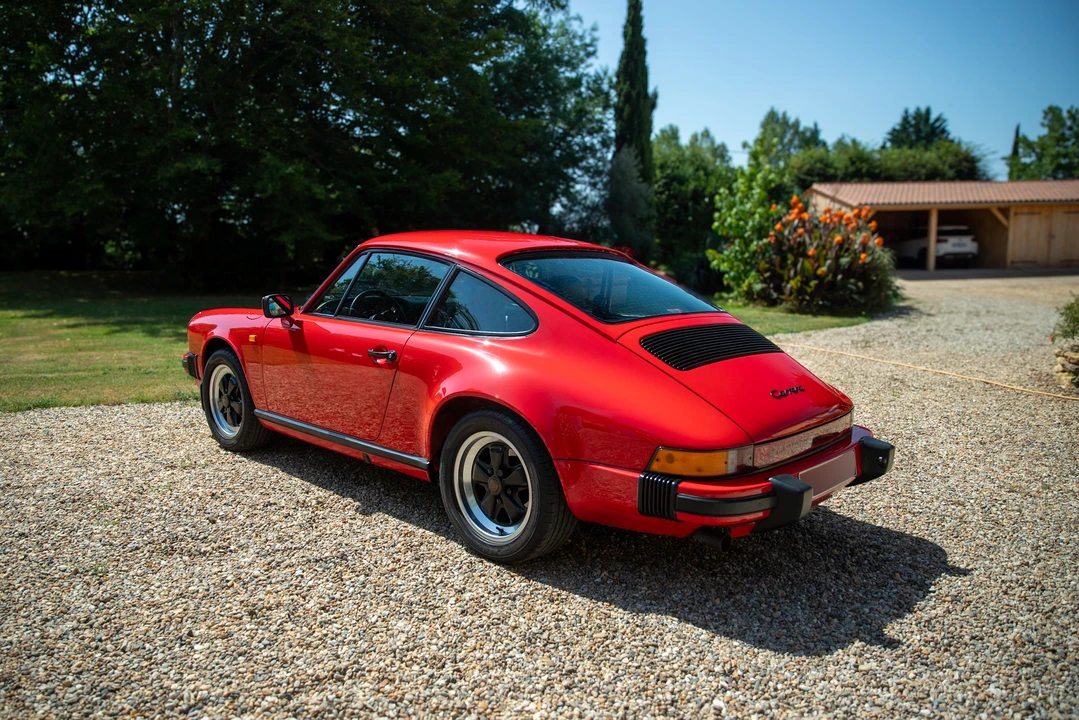 1984 Porsche 911 Carrera 3.2 - Image 5 of 31