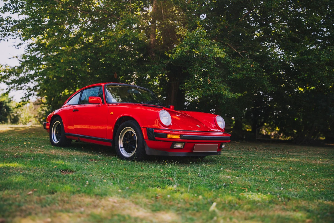 1984 Porsche 911 Carrera 3.2 - Image 12 of 31