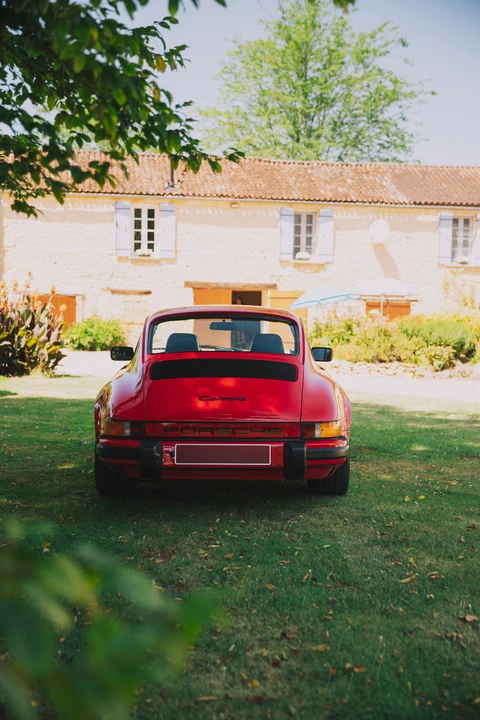 1984 Porsche 911 Carrera 3.2 - Image 16 of 31