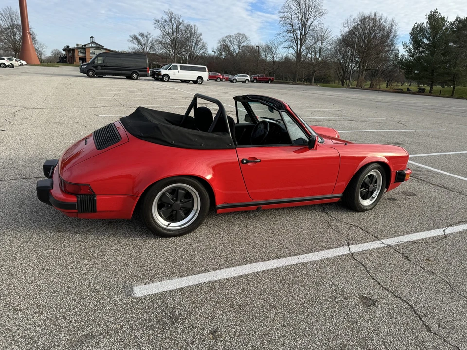 1984 Porsche 911 Carrera 3.2 - Image 5 of 31