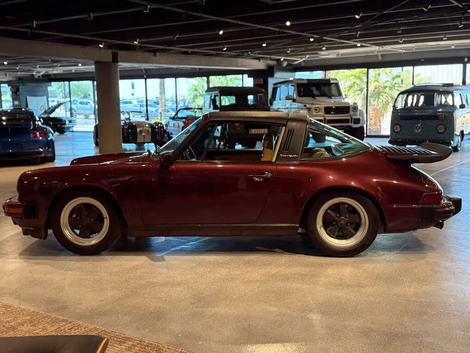 1984 Porsche 911 Carrera 3.2 - Image 8 of 31