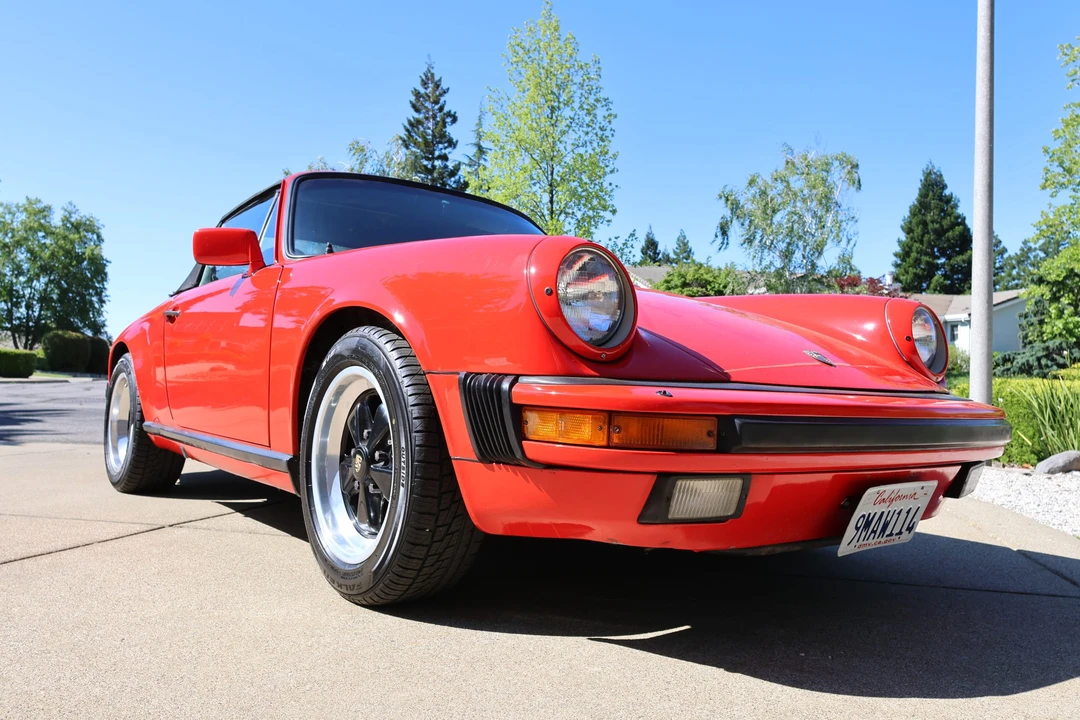 1984 Porsche 911 Carrera 3.2 - Image 4 of 31