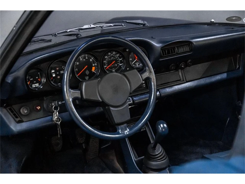 1984 Porsche 911 Carrera 3.2 - Image 27 of 31