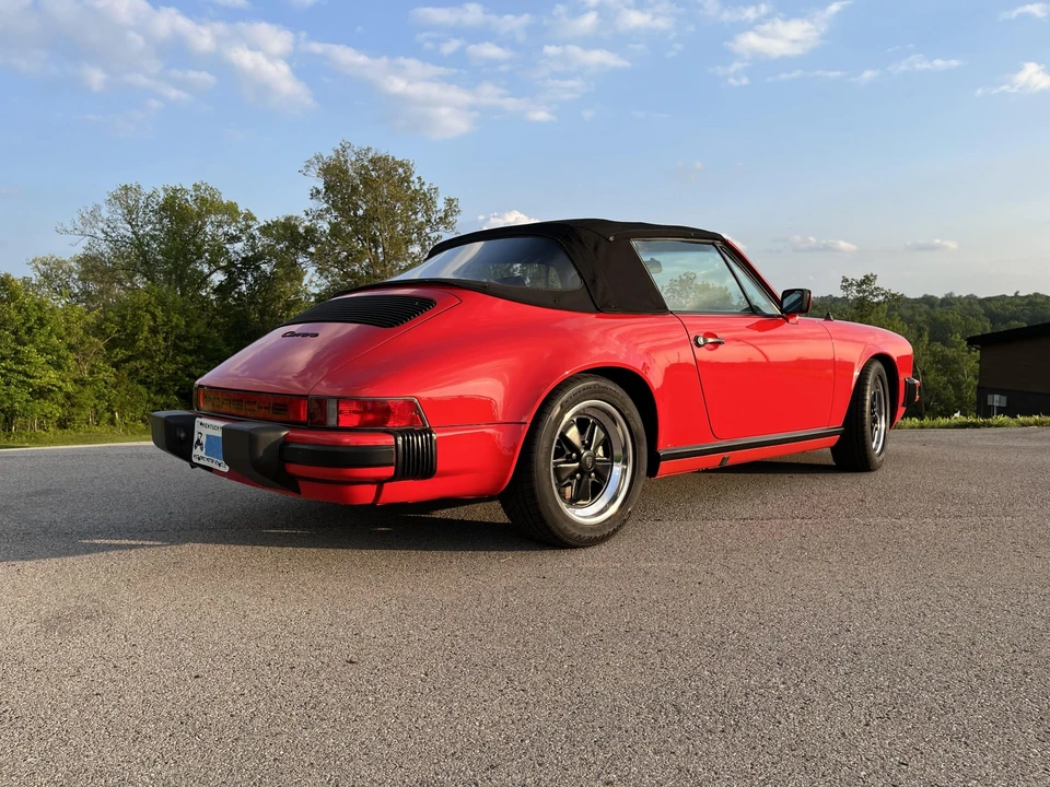 1984 Porsche 911 Carrera 3.2 - Image 24 of 31