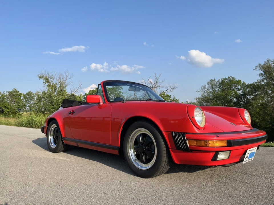 1984 Porsche 911 Carrera 3.2 - Image 13 of 31