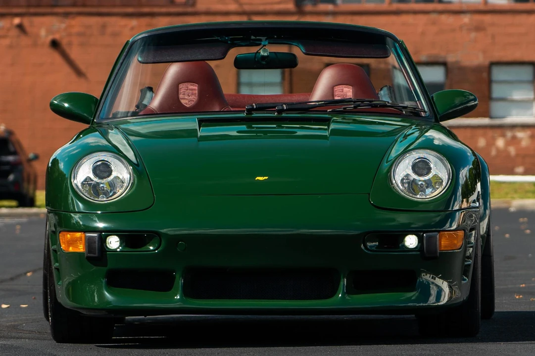 1984 Porsche 911 Carrera 3.2 - Image 2 of 31