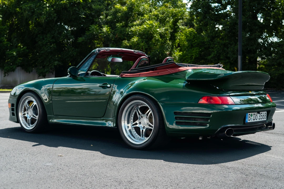 1984 Porsche 911 Carrera 3.2 - Image 4 of 31