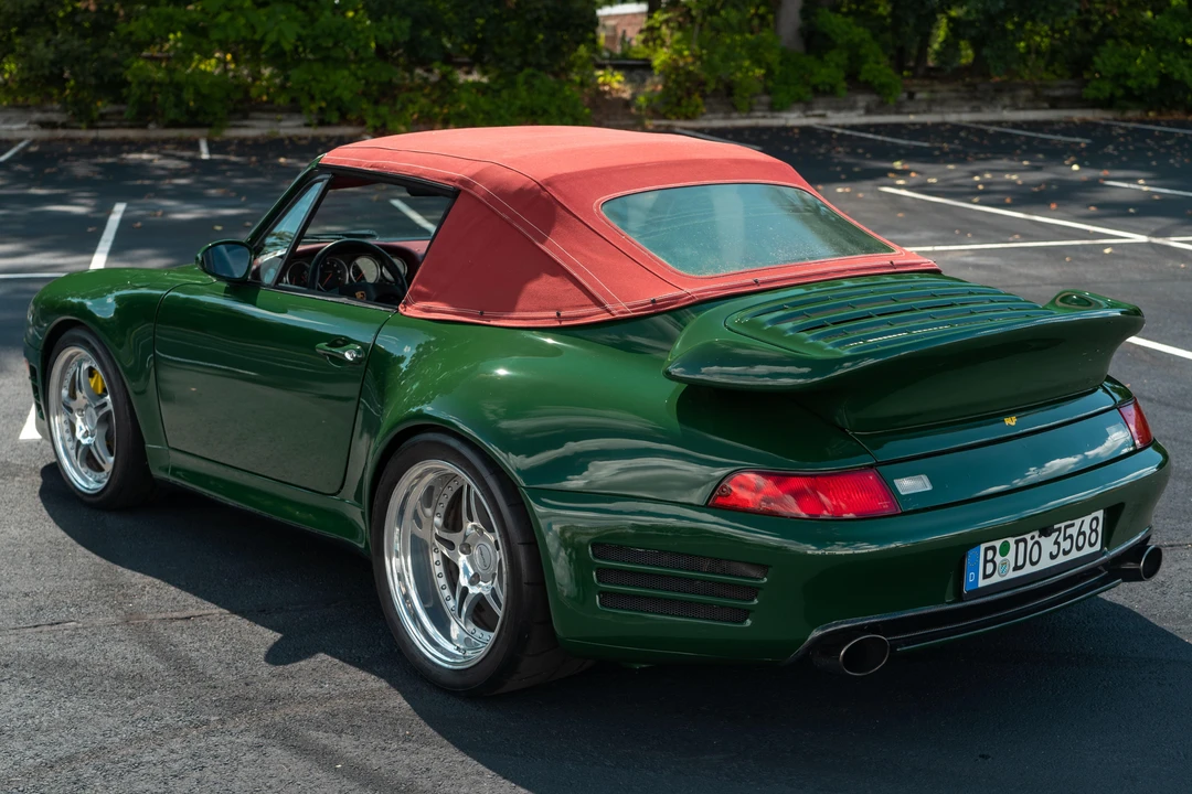 1984 Porsche 911 Carrera 3.2 - Image 12 of 31