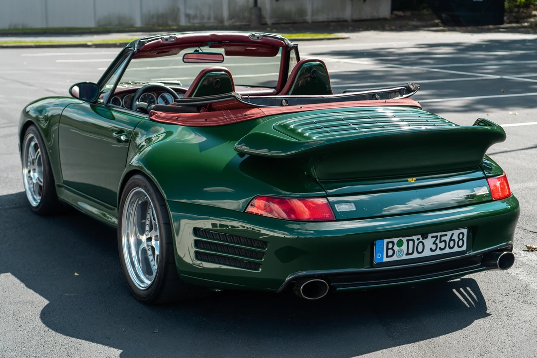 1984 Porsche 911 Carrera 3.2 - Image 13 of 31
