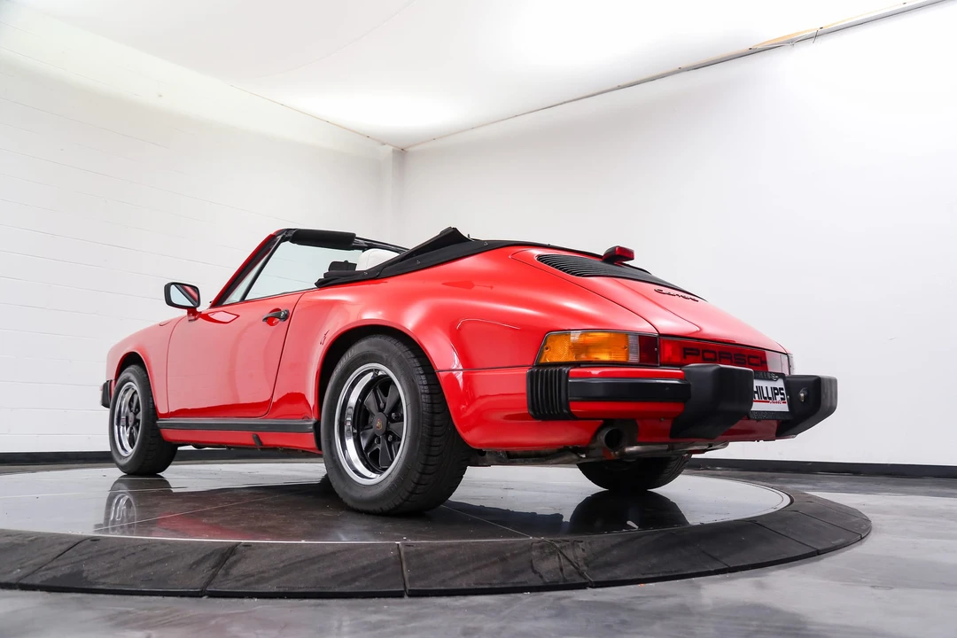 1984 Porsche 911 Carrera 3.2 - Image 11 of 31