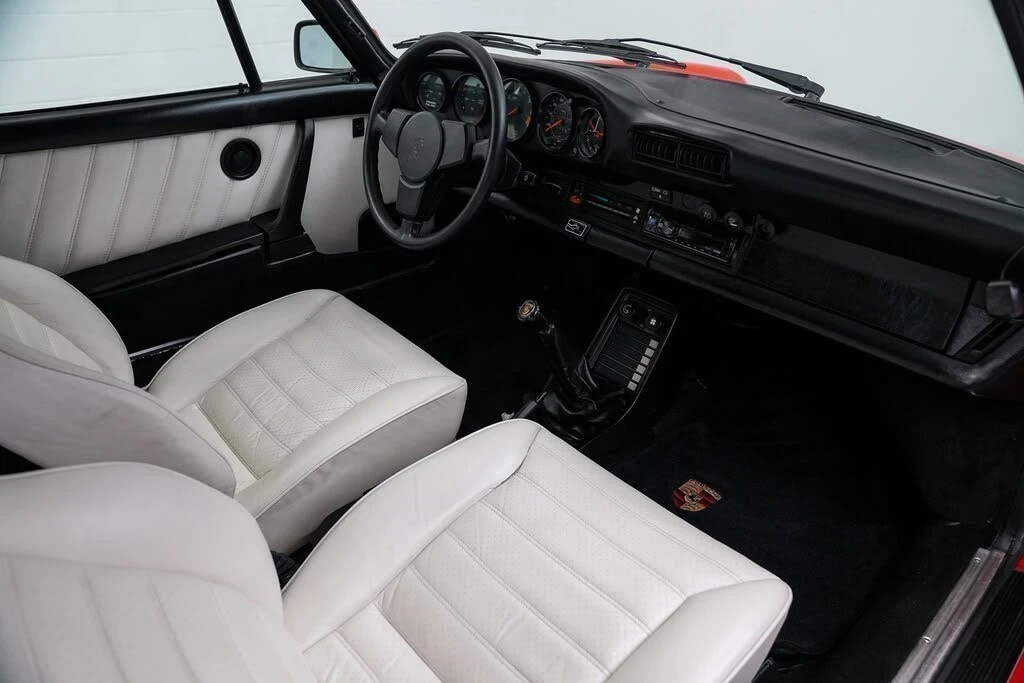 1984 Porsche 911 Carrera 3.2 - Image 28 of 31