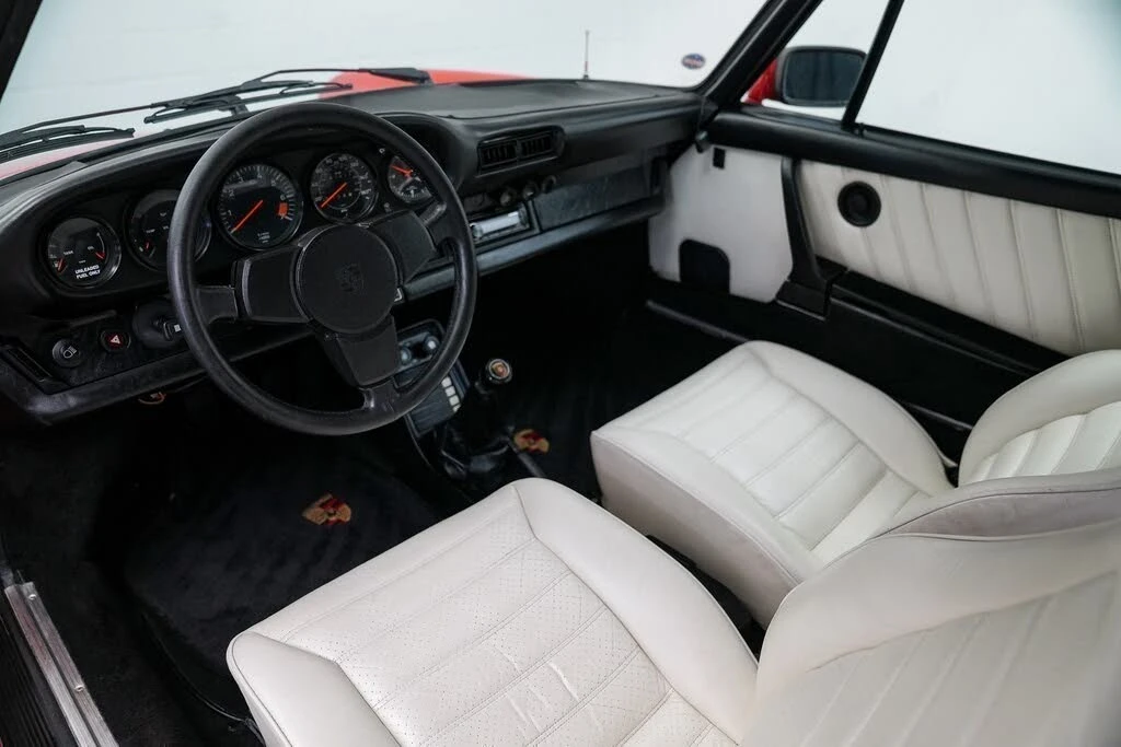 1984 Porsche 911 Carrera 3.2 - Image 27 of 31