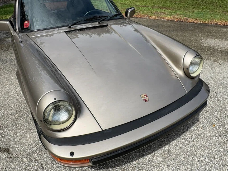 1984 Porsche 911 Carrera 3.2 - Image 25 of 31