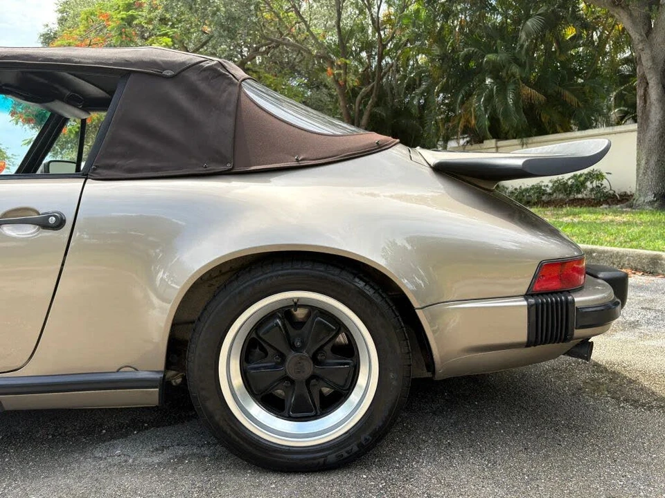 1984 Porsche 911 Carrera 3.2 - Image 19 of 31