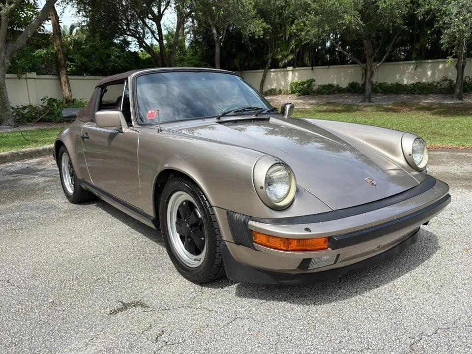 1984 Porsche 911 Carrera 3.2 - Image 12 of 31