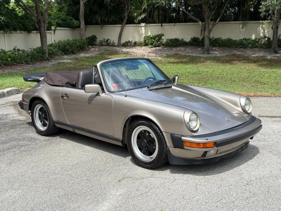 1984 Porsche 911 Carrera 3.2 - Image 27 of 31