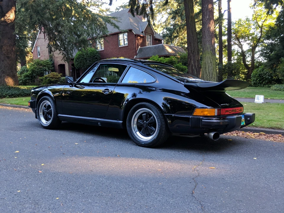 1984 Porsche 911 Carrera 3.2 - Image 3 of 31