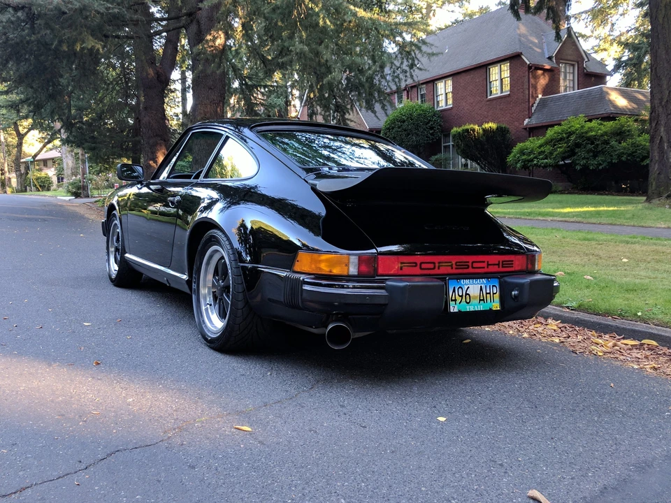 1984 Porsche 911 Carrera 3.2 - Image 9 of 31